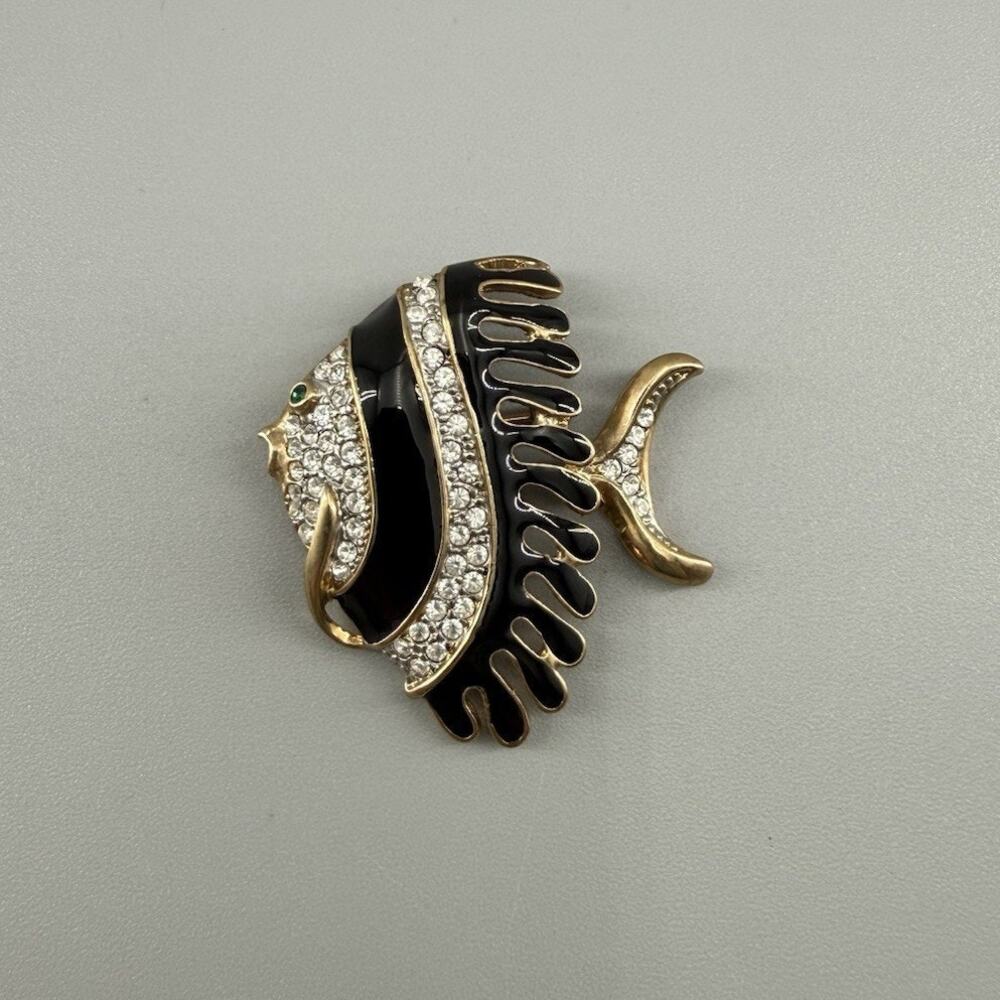Vintage Angelfish Brooch Black Enamel Rhinestone Gold Tone Statement Pin